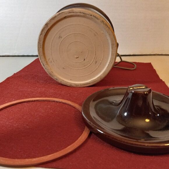 Vintage Medium Brown Crock with Lid Countrycore Grandmacore Butter/Cheese - Picture 4 of 10